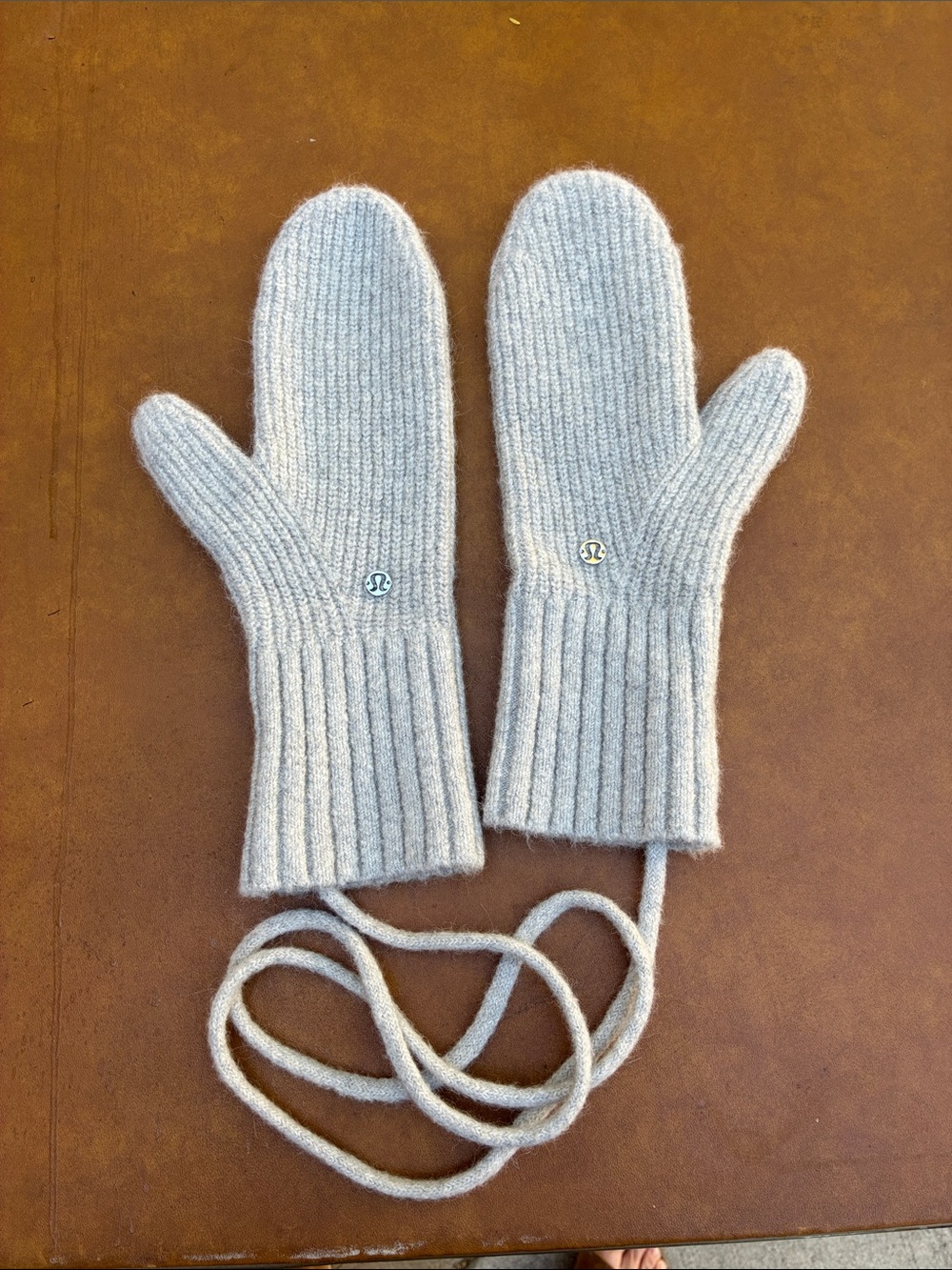 Lululemon Light Gray Ribbed Mittens with String Alpaca Wool Blend